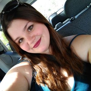 Meet your Posher, Thera